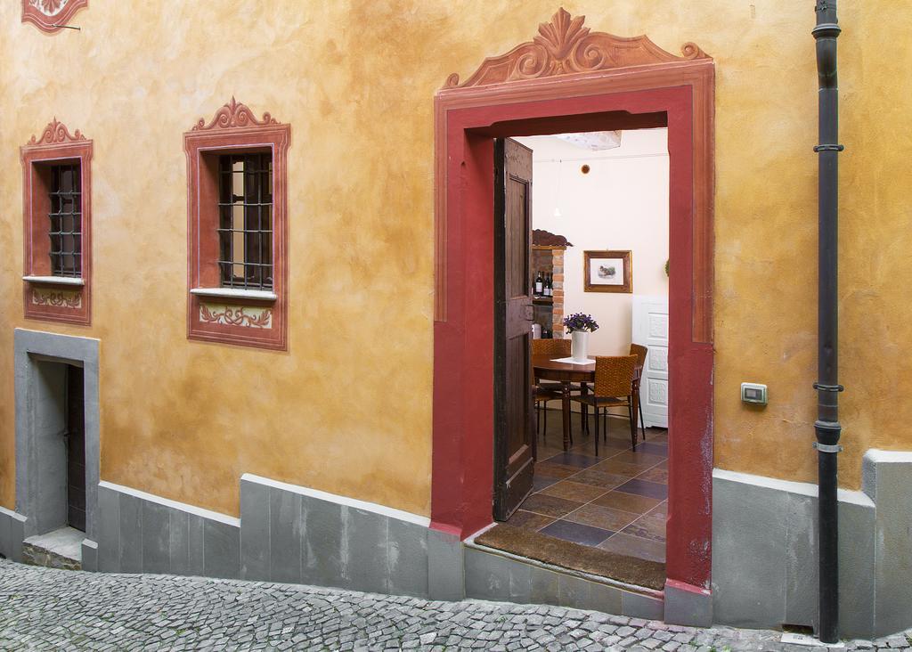 Hotel Dimora I Manichei à Monforte dʼAlba Extérieur photo