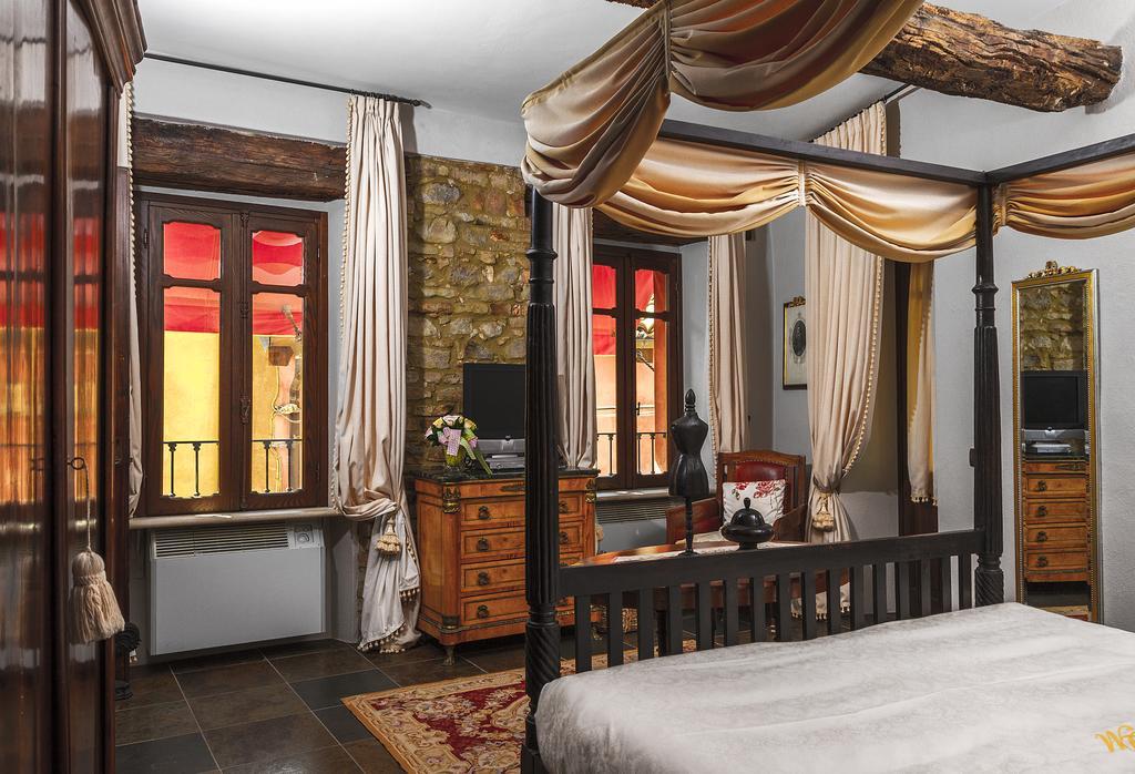 Hotel Dimora I Manichei à Monforte dʼAlba Extérieur photo