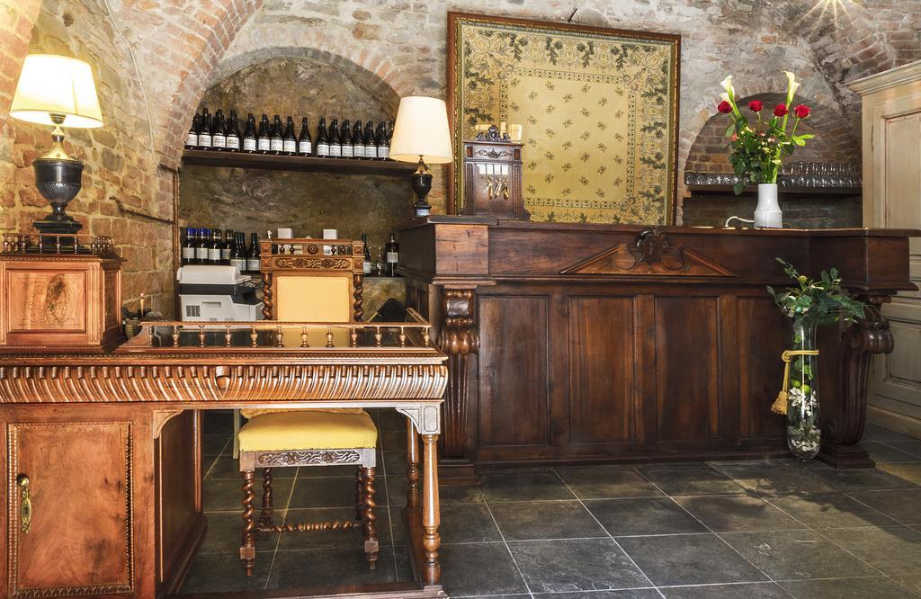 Hotel Dimora I Manichei à Monforte dʼAlba Extérieur photo